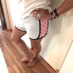 Southern Tide Performance Seersucker Short Size S NWOT Pink Fish Panel